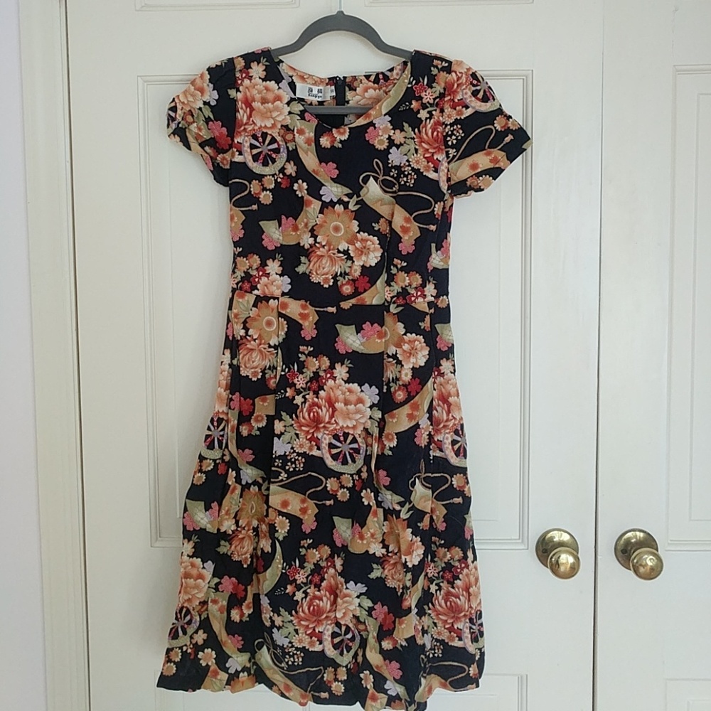 Vintage floral linen dress